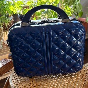 Triforce hard side travel makeup case with long strap and trolley strap